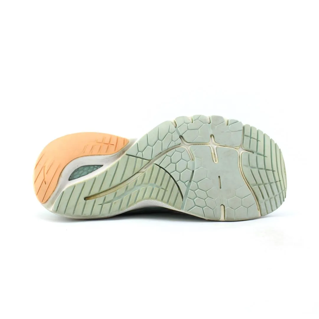 NEW BALANCE FRESH FOAM X 860 V12 retro New Balance shoe shots
