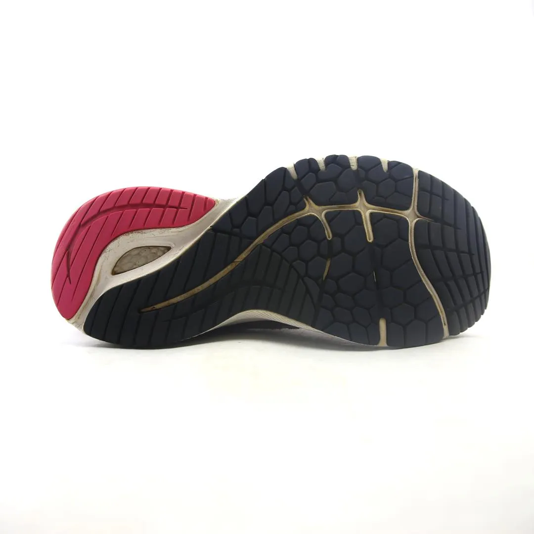 NEW BALANCE  FRESH FOAM X 860V12 retro New Balance shoe shots