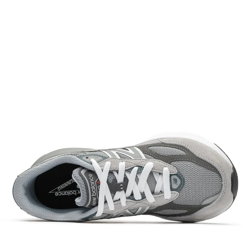 New Balance FuelCell 990v6 (GS) - Grey New Balance versatile casual sneakers