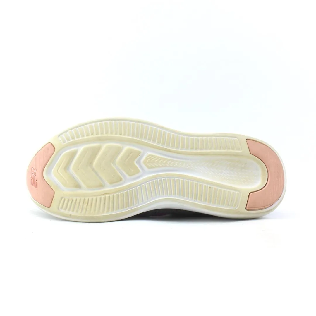 NEW BALANCE FUELCORE COAST V4 retro New Balance shoe shots