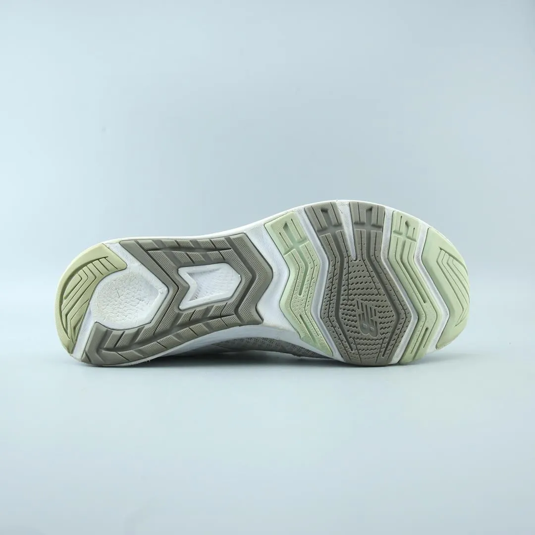 NEW BALANCE FUELCORE NERGIZE V1 stylish New Balance designs