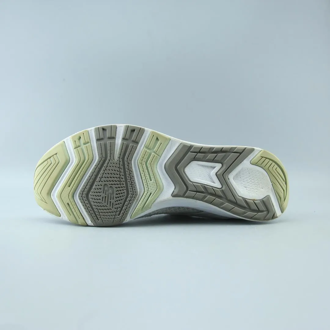 NEW BALANCE FUELCORE NERGIZE V1 stylish New Balance designs