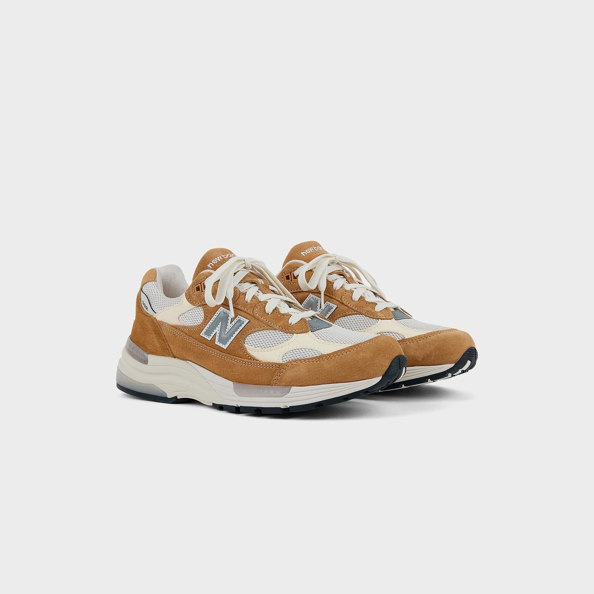 New Balance Made in USA 992 - Sweet Caramel / Calcium Nike Air Force 1 edition
