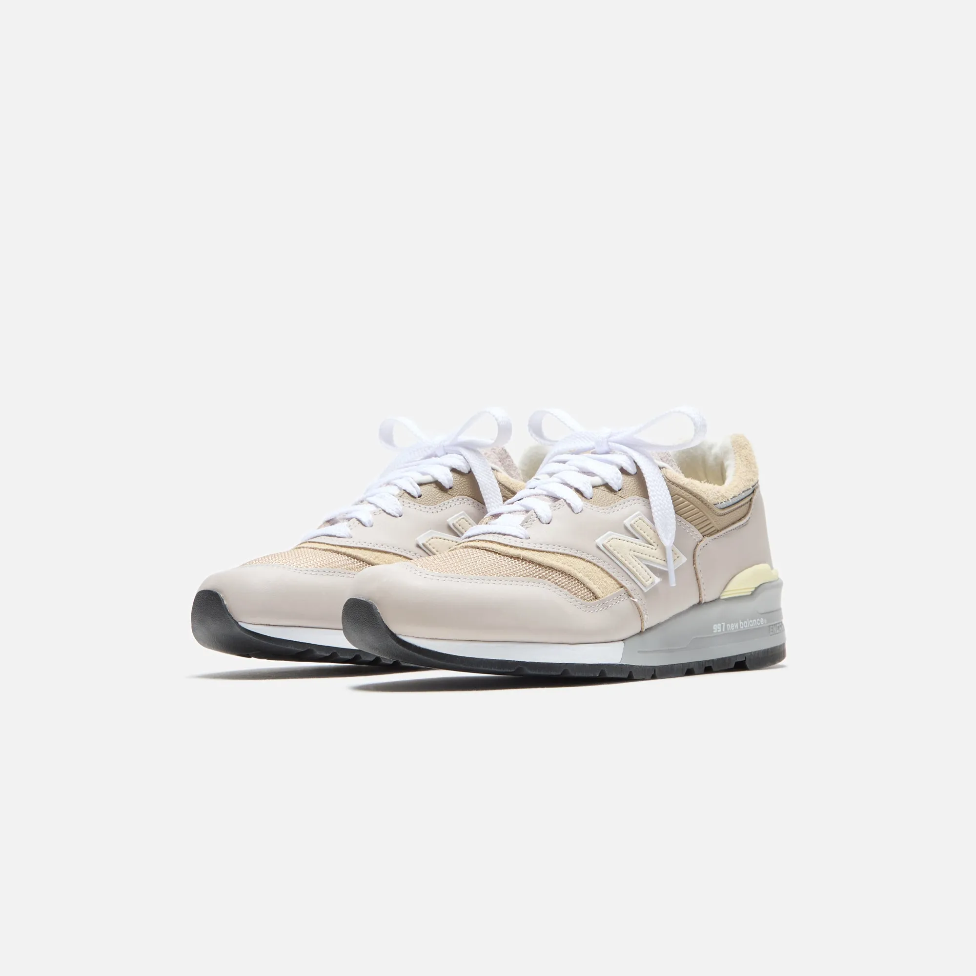 New Balance Made in USA 997 - Moonrock / Driftwood Nike Air Force 1 edition