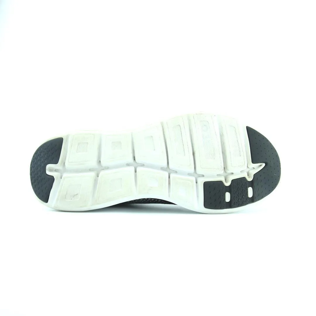 NEW BALANCE VERSI V1 New Balance trainer visuals