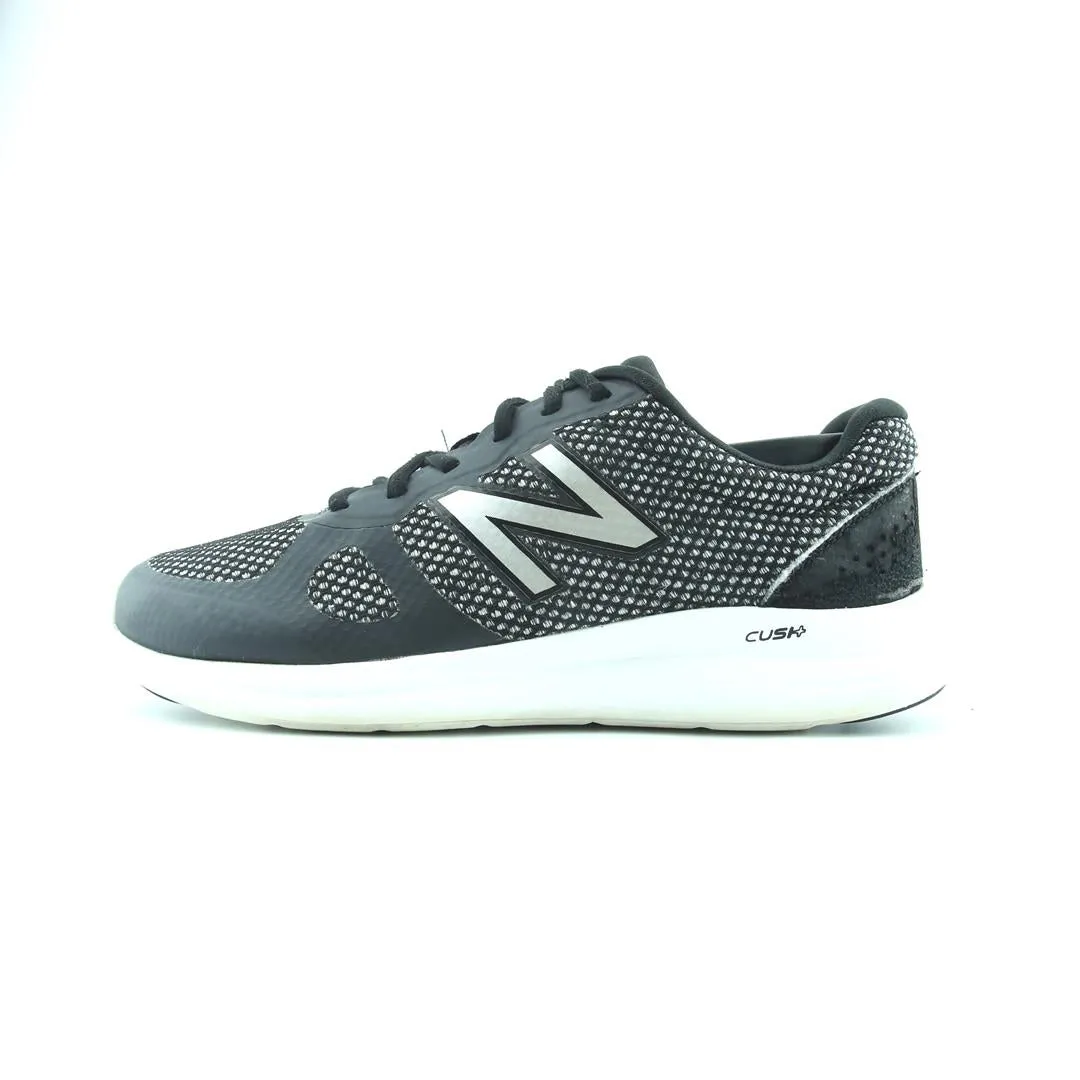NEW BALANCE VERSI V1 New Balance durable footwear styles