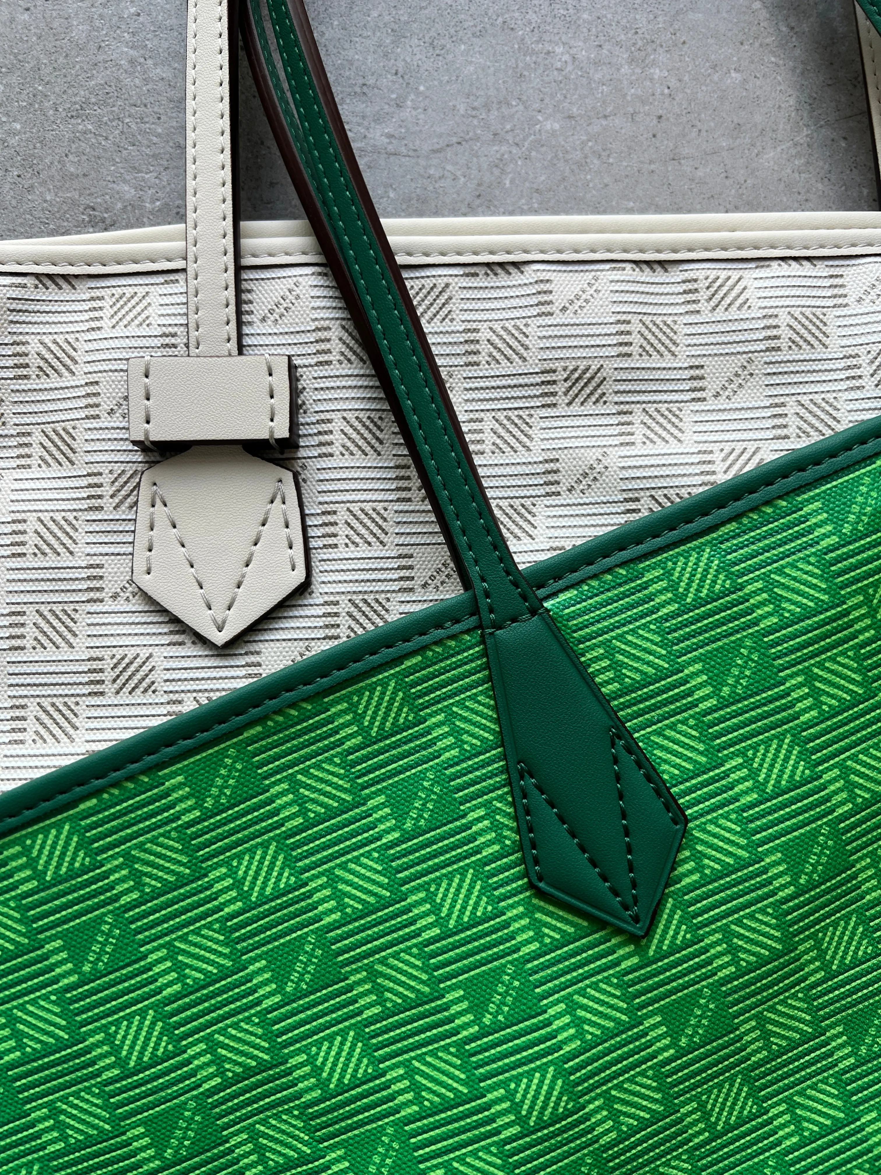 NEW Saint Tropez  Open Tote GM, Green Moreau Bags