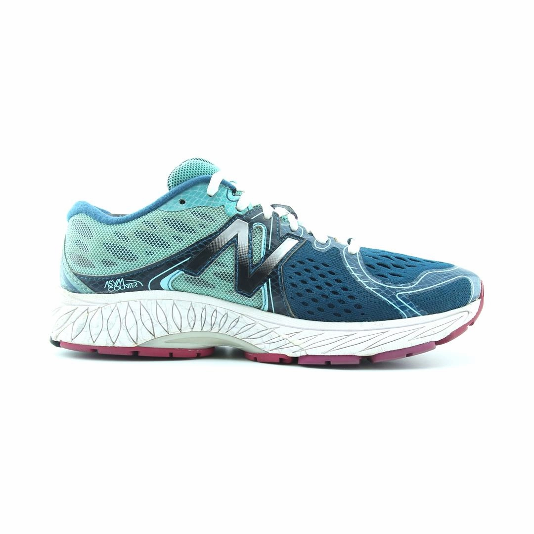NEW BALANCE 1260 V6 stylish New Balance designs