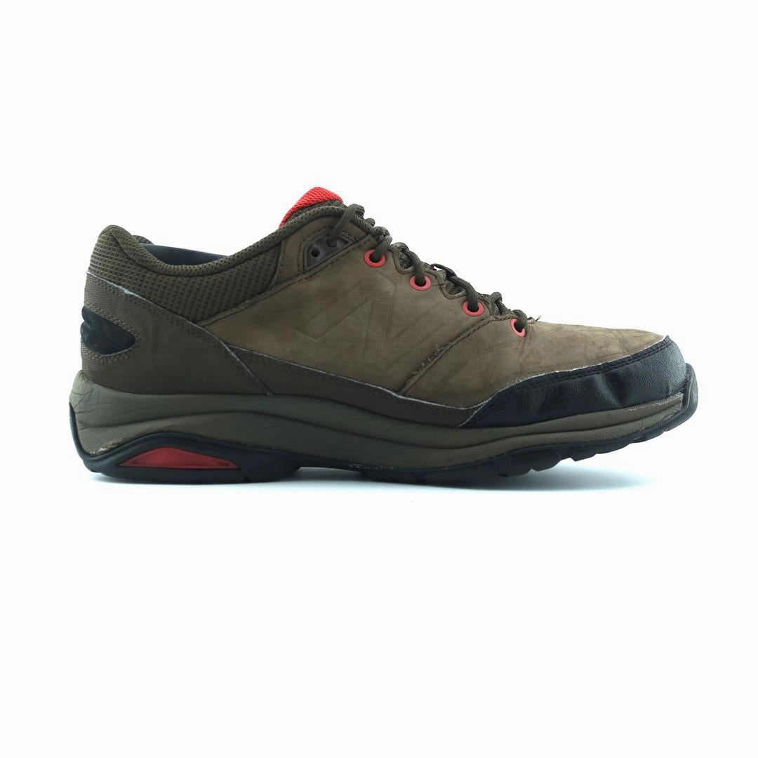NEW BALANCE 1300 WATERPROOF stylish New Balance designs
