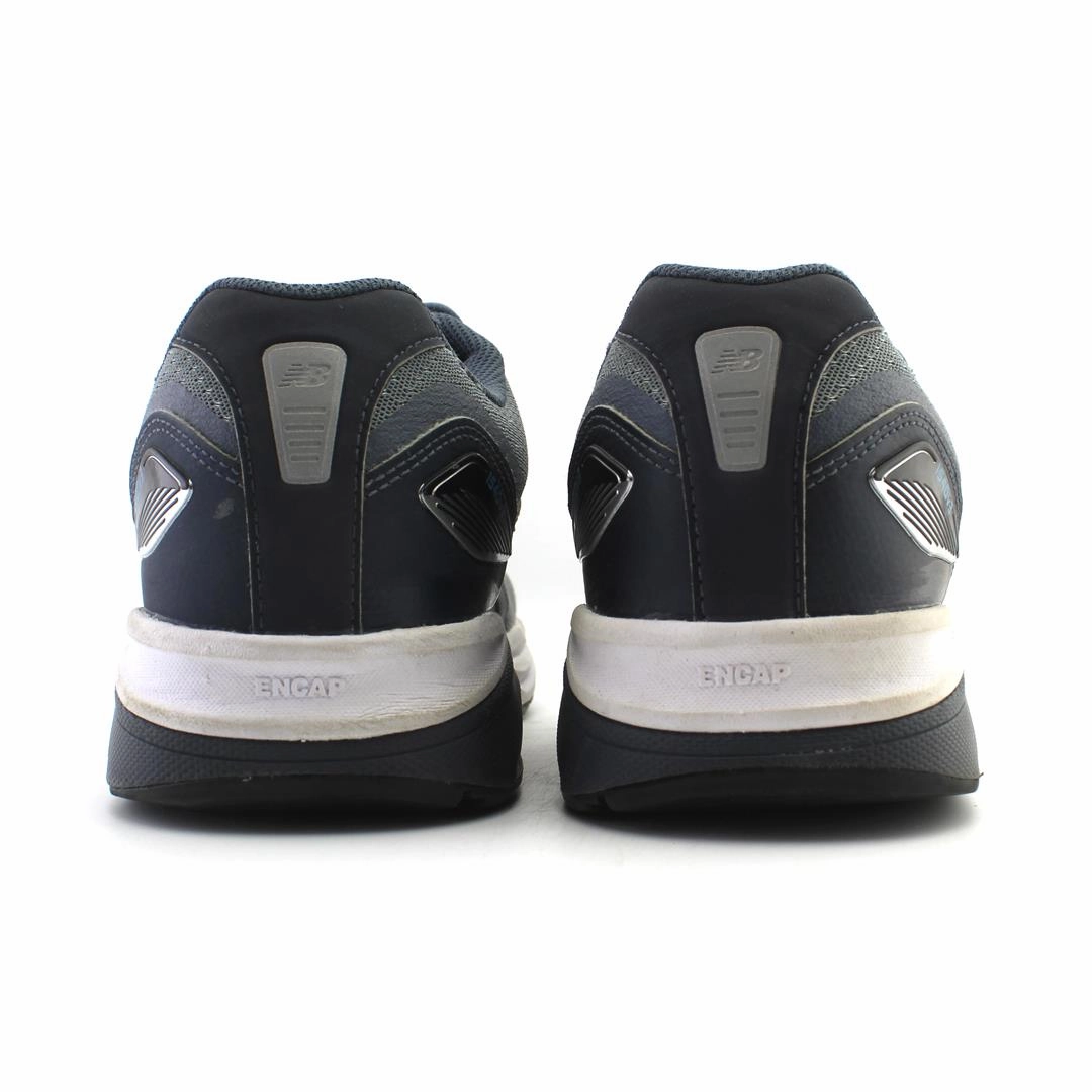 NEW BALANCE 1540V3 retro New Balance shoe shots