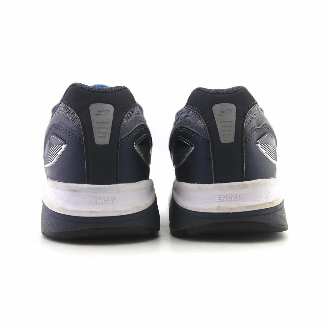 NEW BALANCE 1540V3 retro New Balance shoe shots
