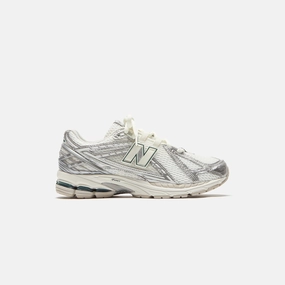 New Balance 1906R - Silver Metallic / Sea Salt new balance new release comfortable sneakers