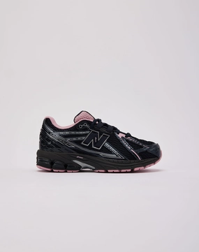 New Balance 1906R Grade-School New Balance sneakers with cushioned midsoles