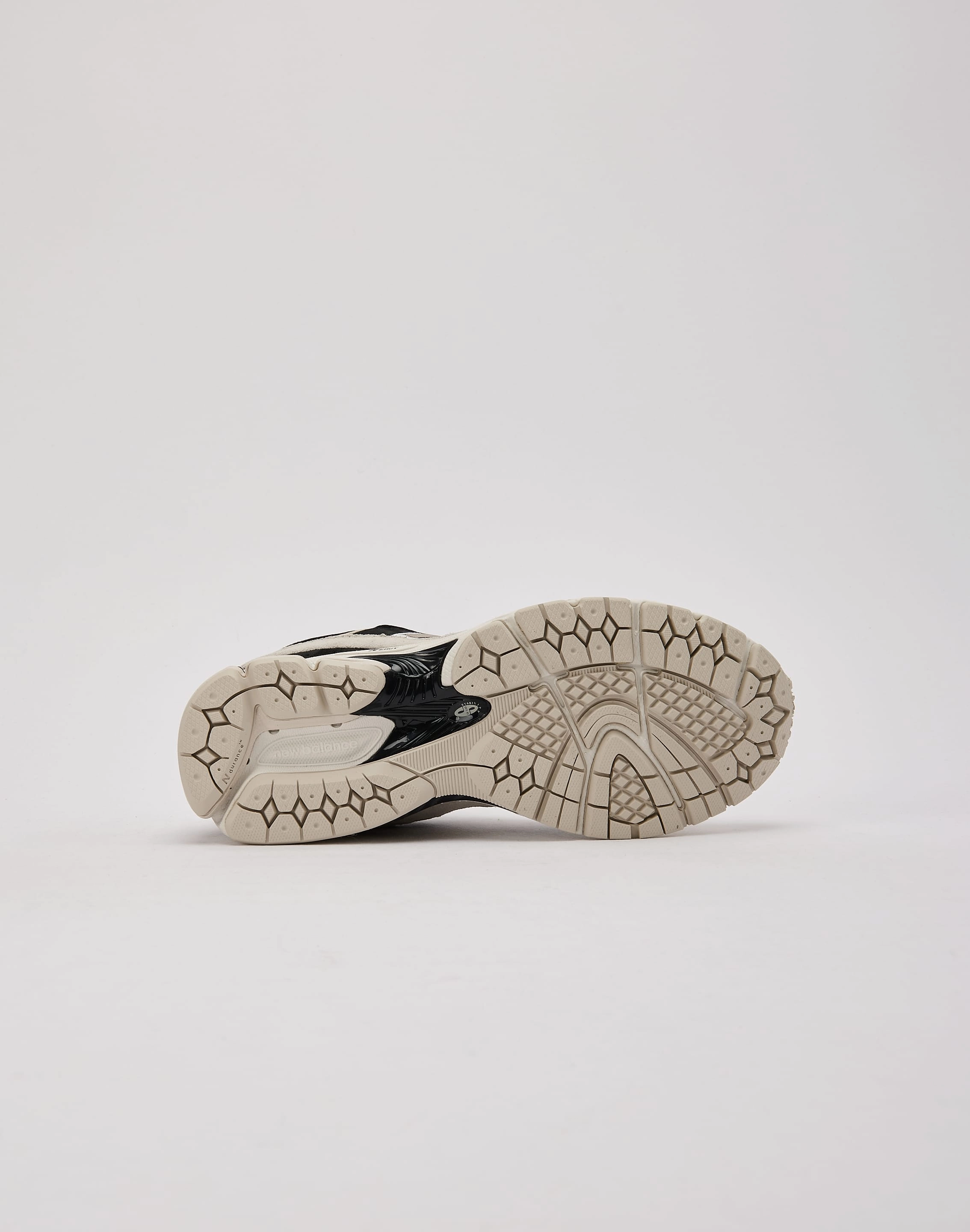 New Balance 2002R Grade-School Cushioned Shoes