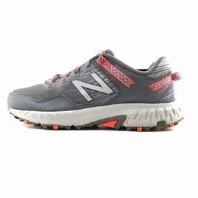 NEW BALANCE 410V6 New Balance athletic performance footwear