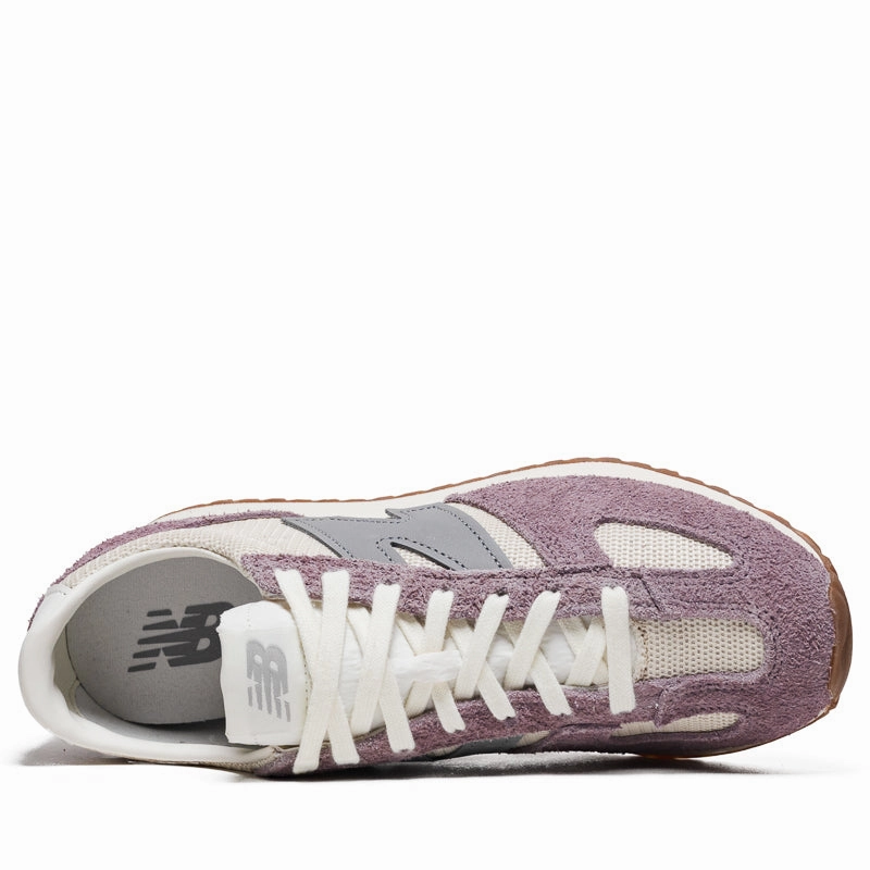 New Balance 471 - Linen/Ice Wine New Balance versatile casual sneakers