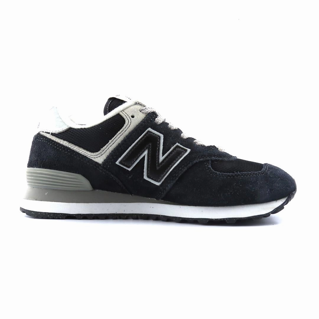 NEW BALANCE 574 CLASSIC New Balance casual shoe looks