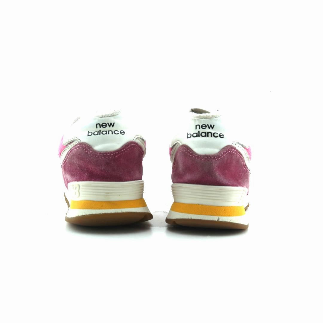 NEW BALANCE 574 CORE New Balance casual shoe looks