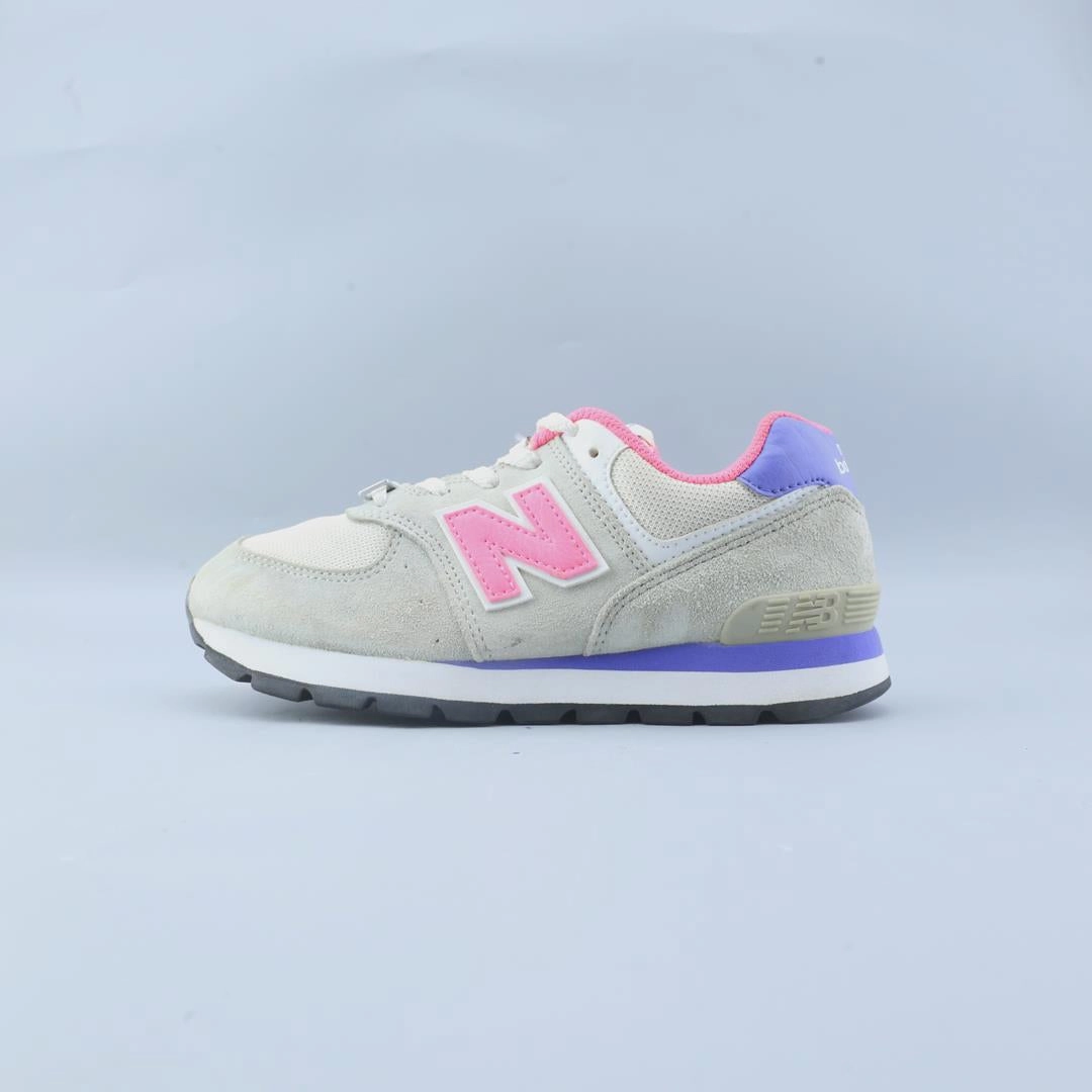 NEW BALANCE 574V2 New Balance supportive sneaker models