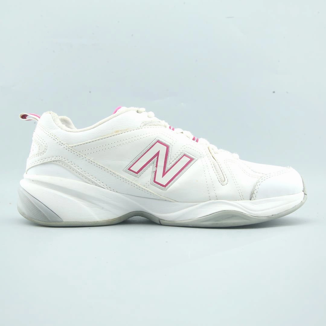 NEW BALANCE 608V4 New Balance trainer visuals