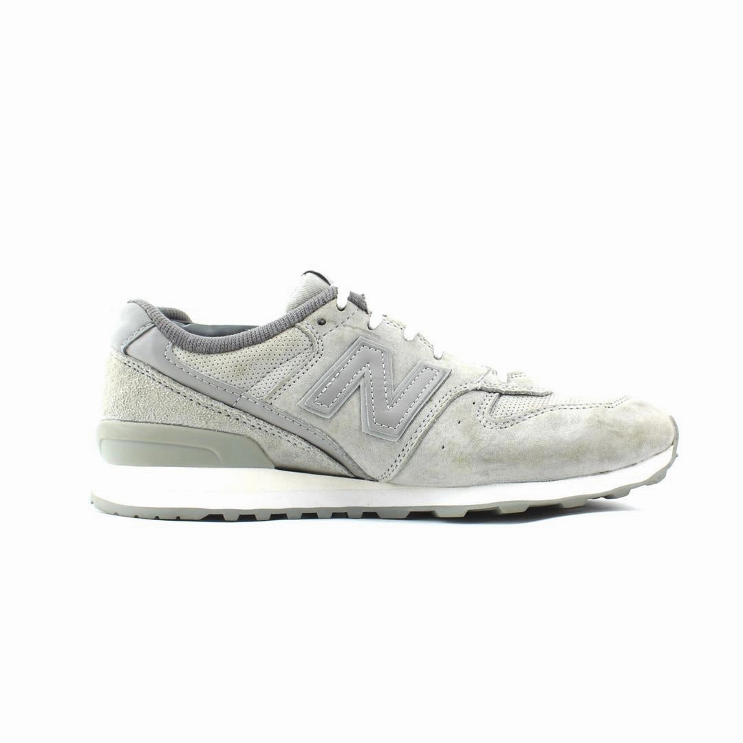 NEW BALANCE 696 retro New Balance shoe shots