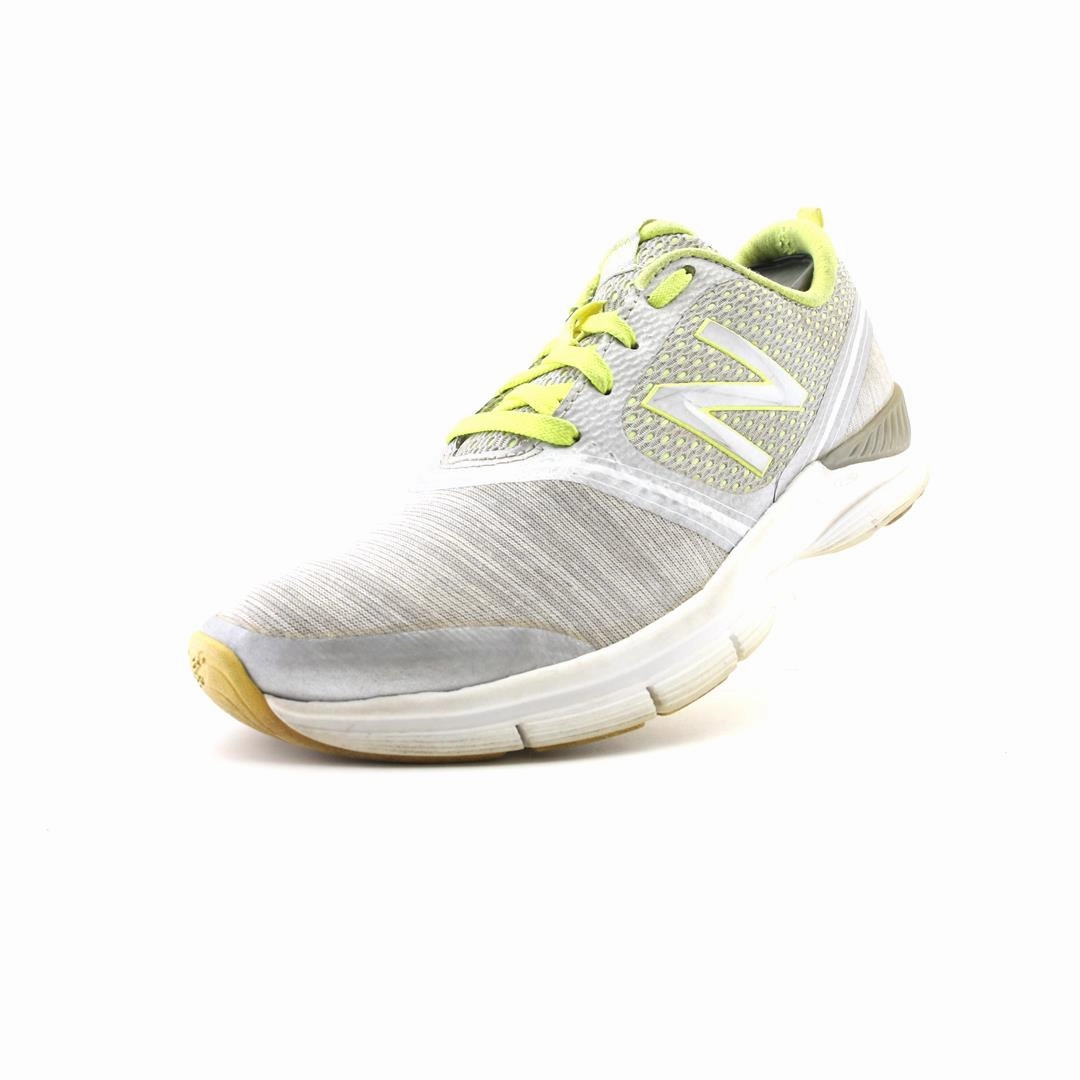 NEW BALANCE 711 retro New Balance shoe shots
