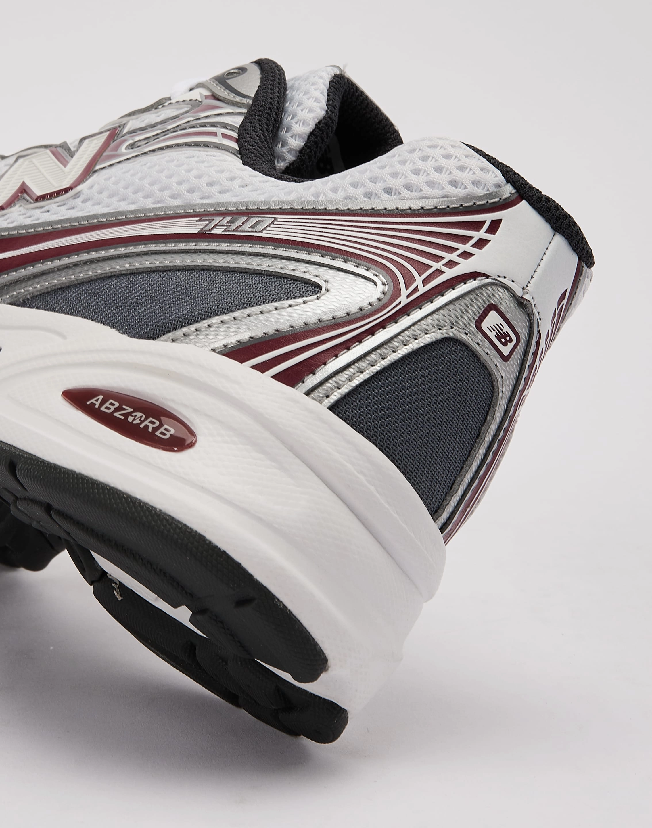 New Balance 740 Cushioned Shoes