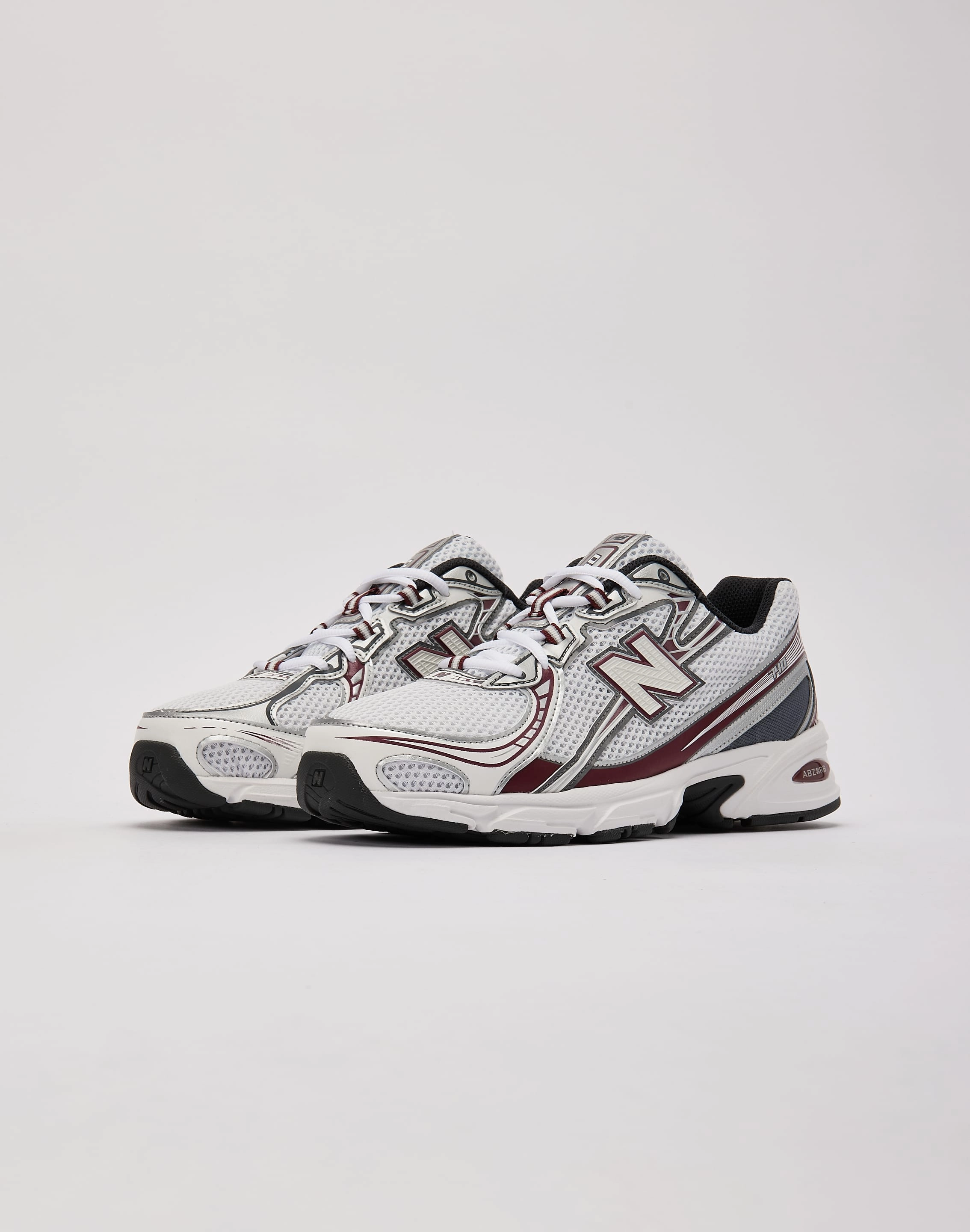 New Balance 740 Cushioned Shoes