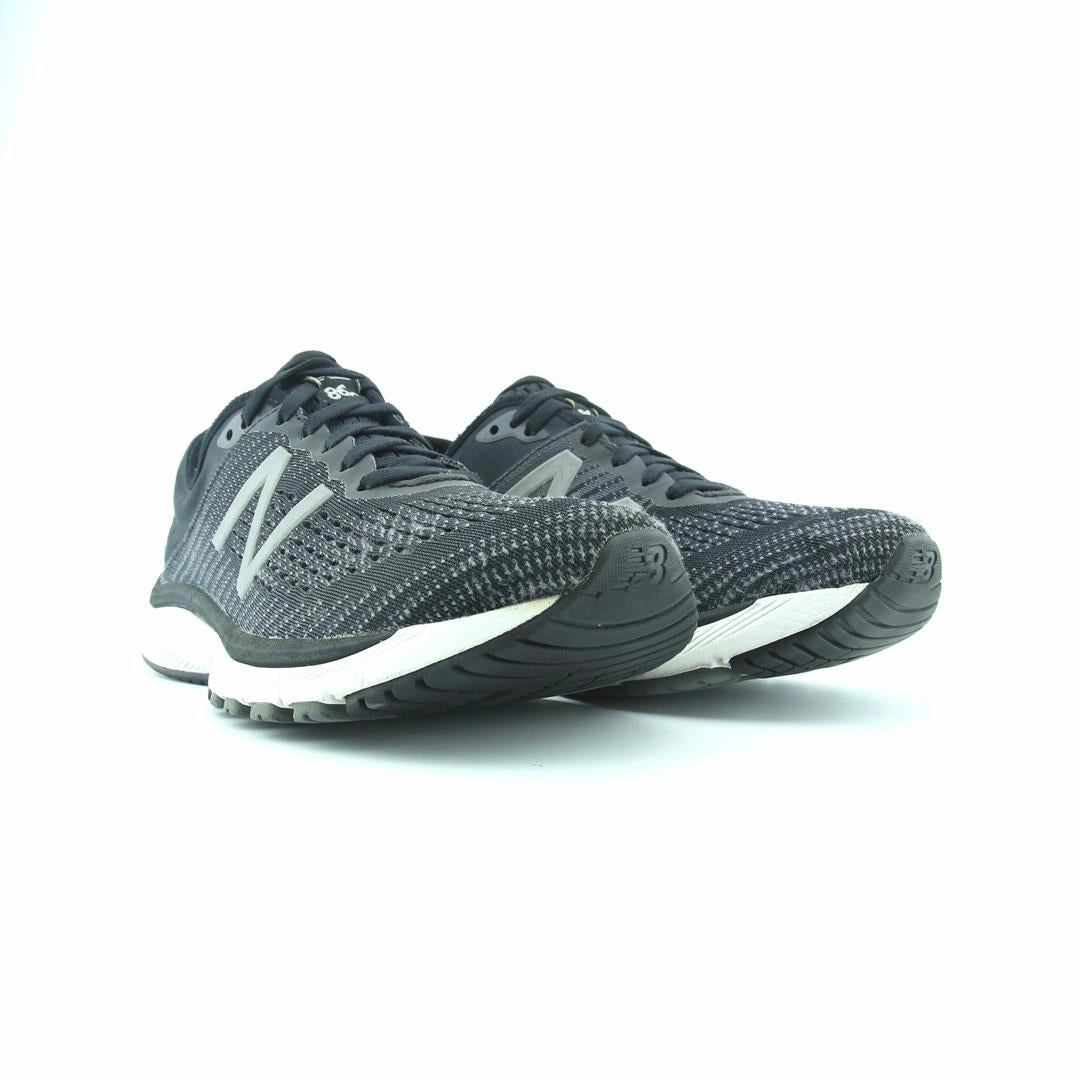 NEW BALANCE 860V10 stylish New Balance designs