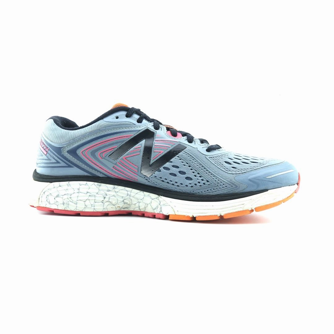 NEW BALANCE 860V8 stylish New Balance designs