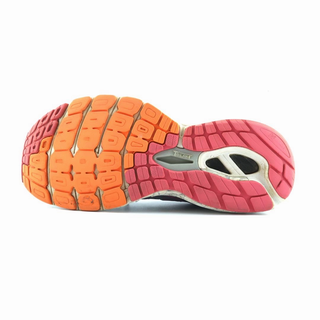 NEW BALANCE 860V8 stylish New Balance designs