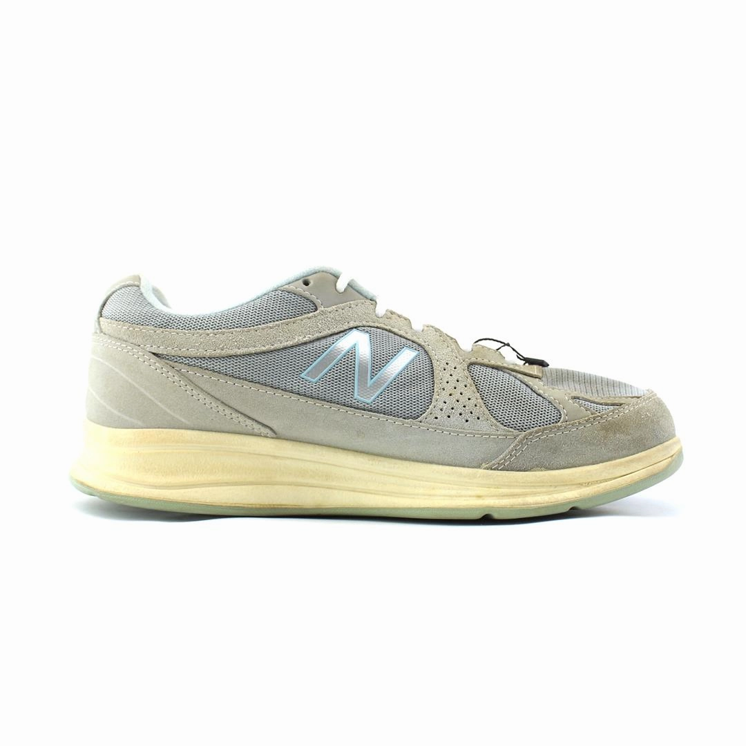 NEW BALANCE 877 stylish New Balance designs