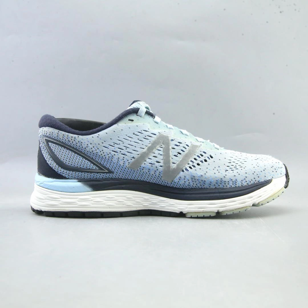 NEW BALANCE 880V9 New Balance casual shoe looks