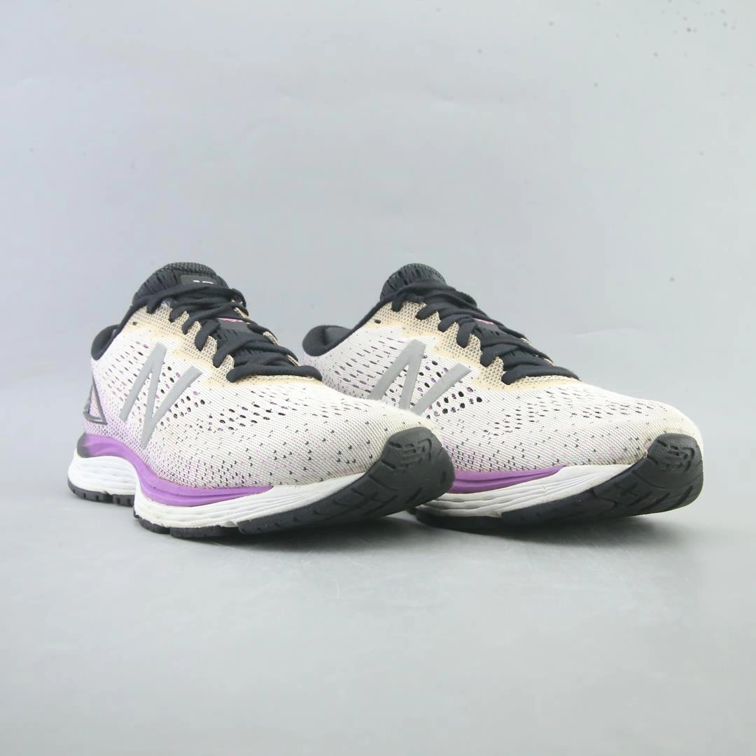 NEW BALANCE 880V9 New Balance casual shoe looks