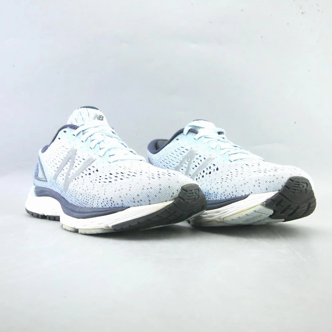 NEW BALANCE 880V9 New Balance casual shoe looks