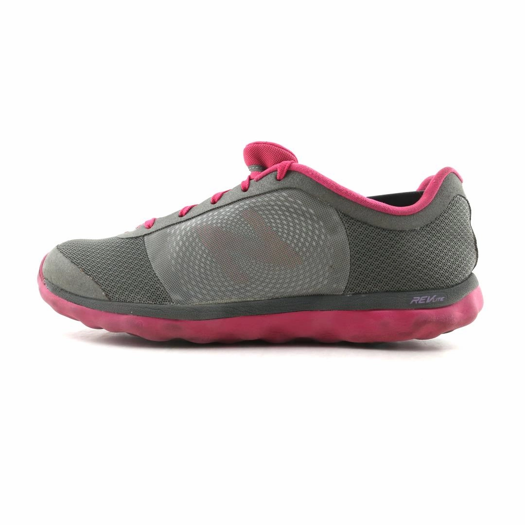 NEW BALANCE 895 New Balance athletic performance footwear