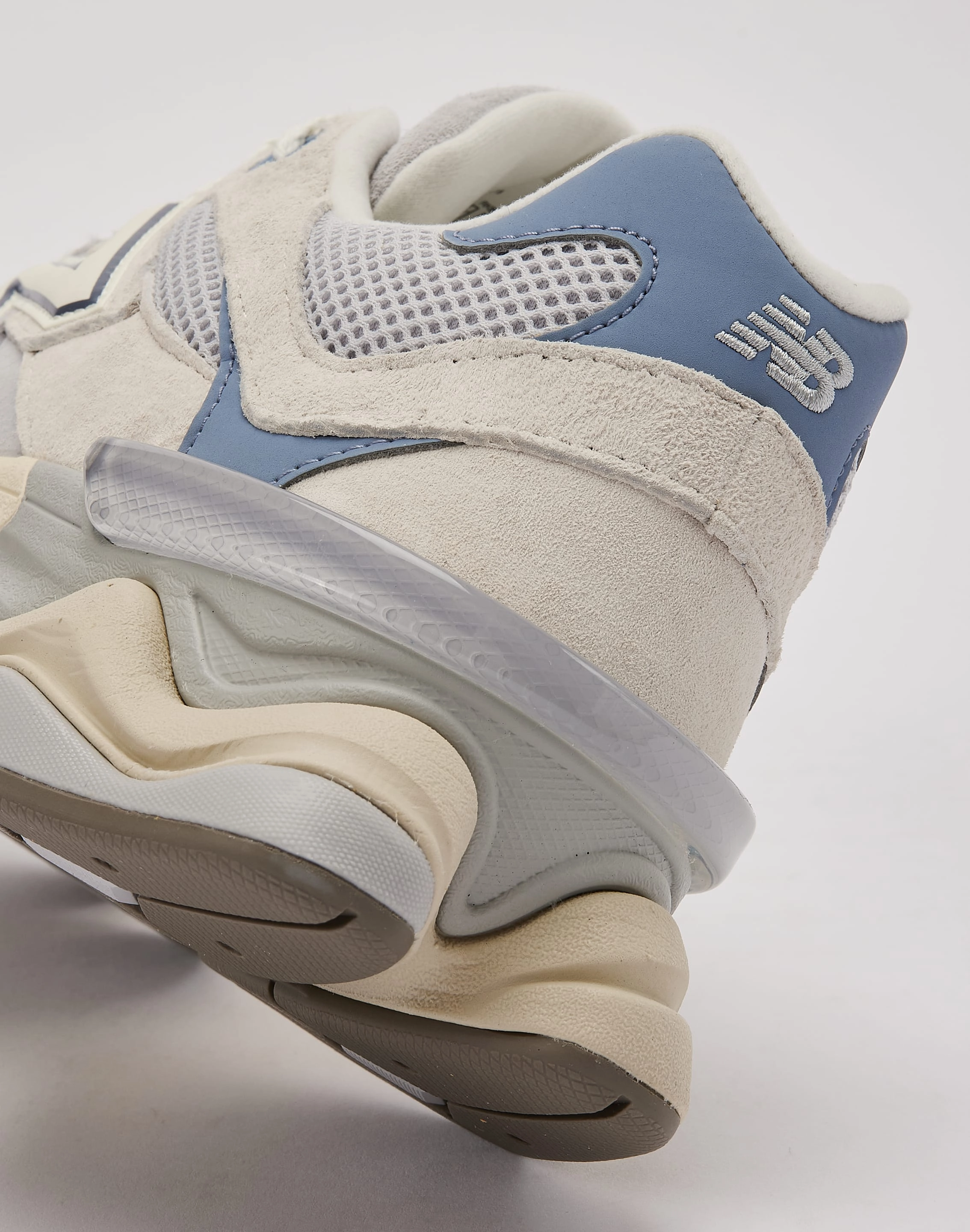 New Balance 9060 Cushioned Shoes