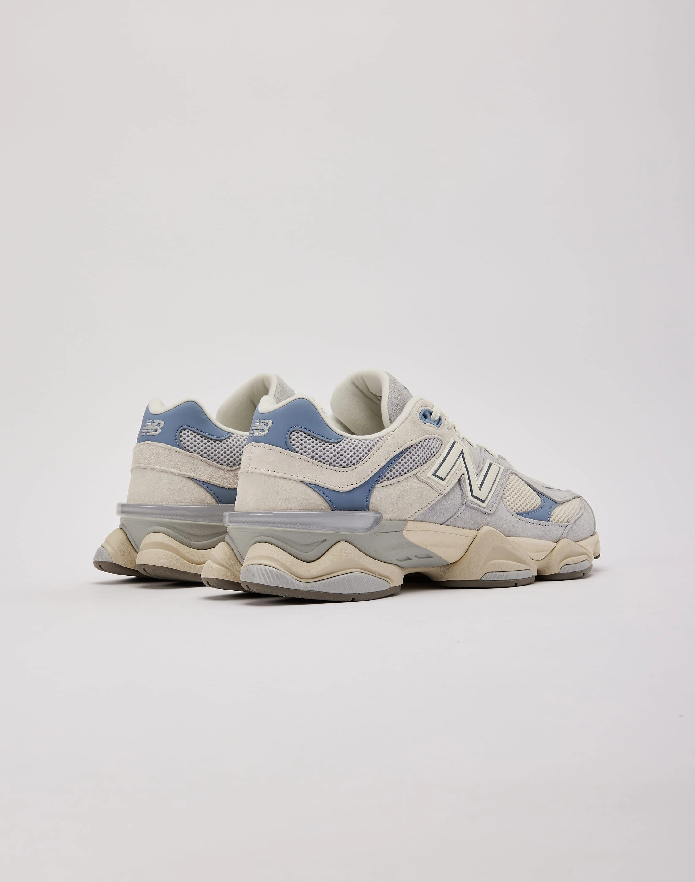 New Balance 9060 Cushioned Shoes