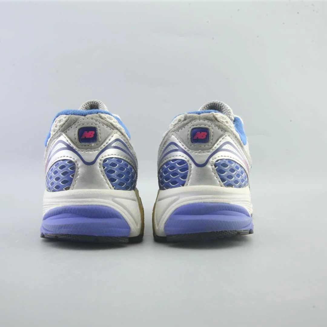 NEW BALANCE 940V2 retro New Balance shoe shots