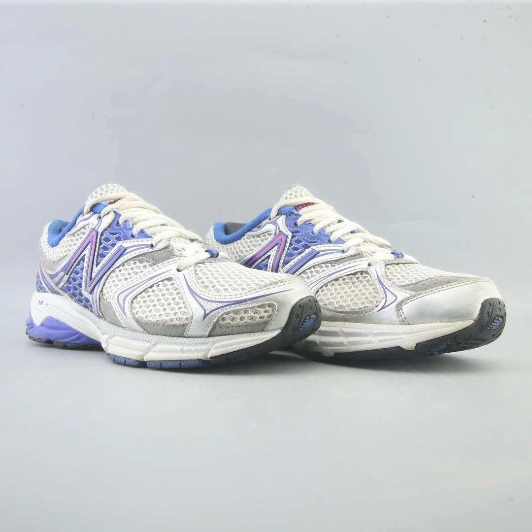 NEW BALANCE 940V2 retro New Balance shoe shots