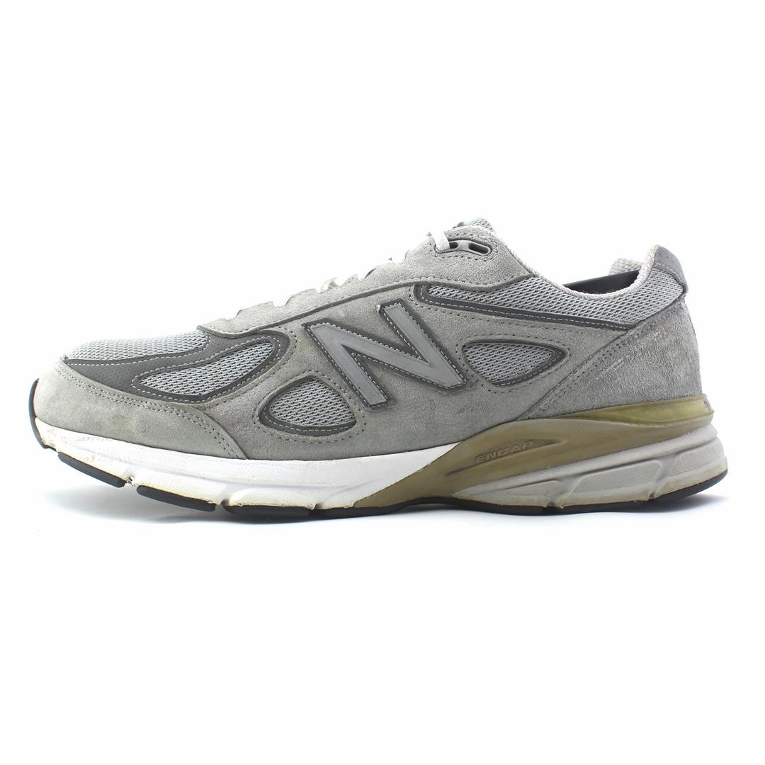 NEW BALANCE 990 V4 New Balance athletic performance footwear