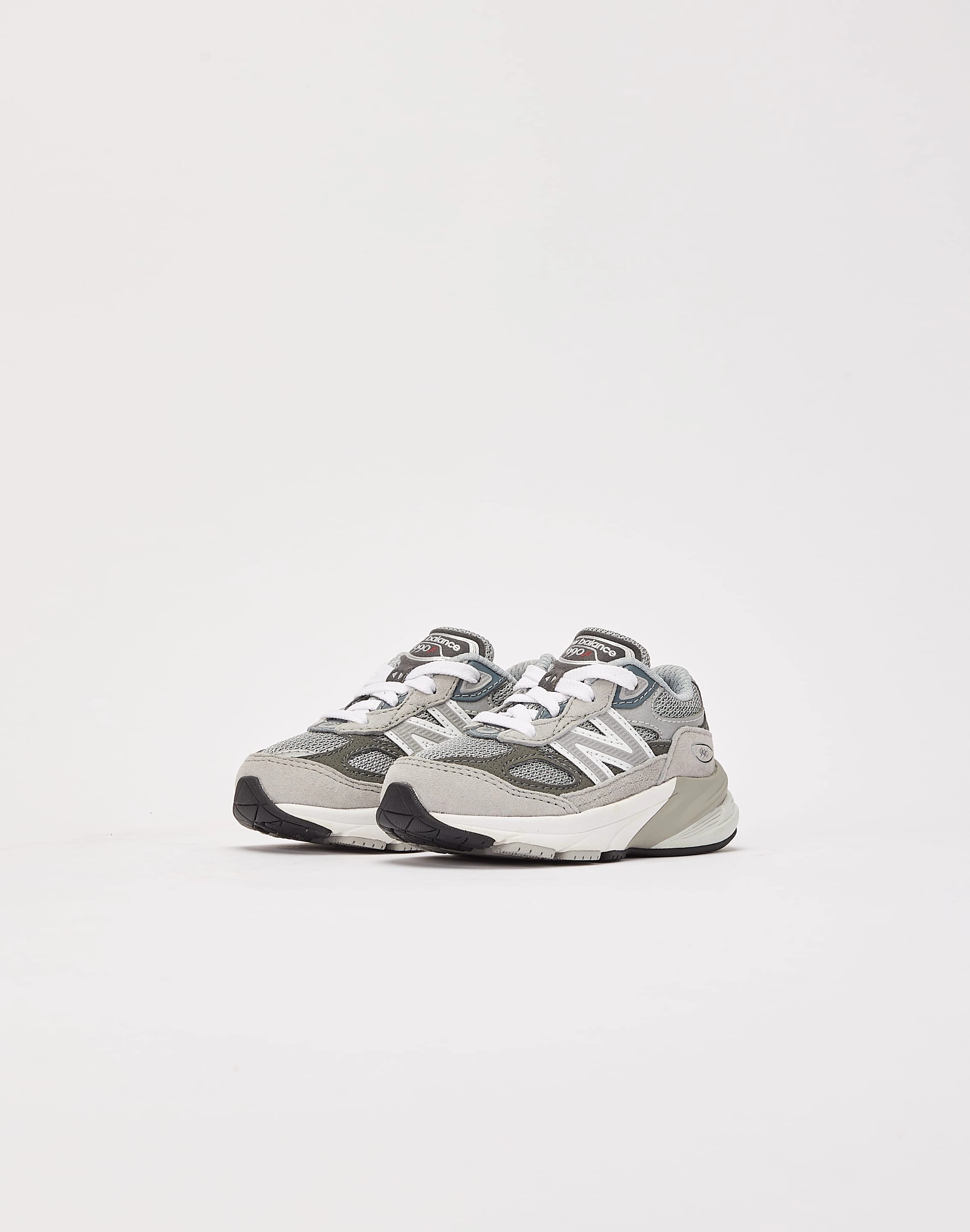 New Balance 990v6 Toddler Cushioned Shoes