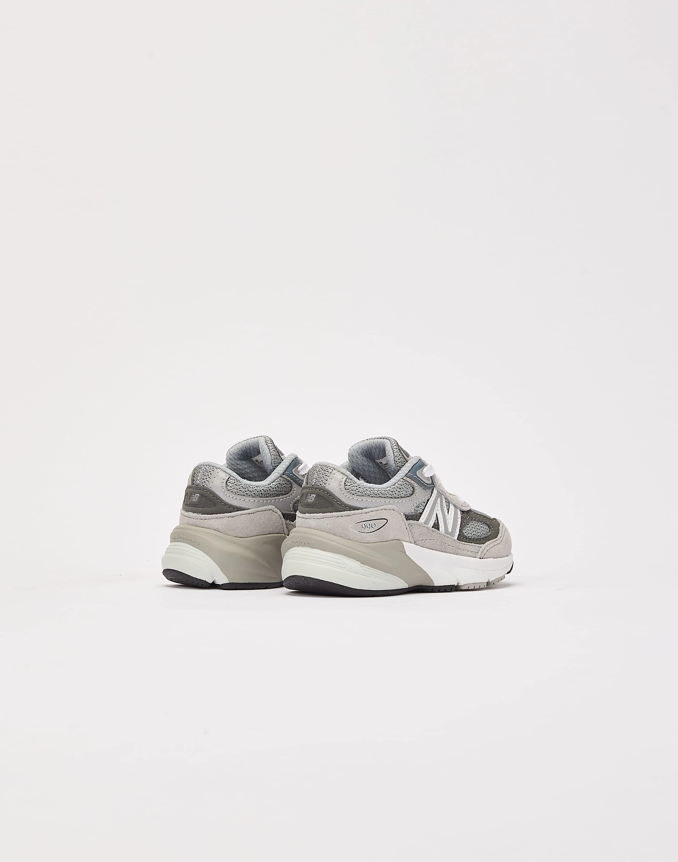 New Balance 990v6 Toddler Cushioned Shoes