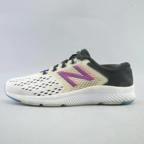 NEW BALANCE DRFTV1 New Balance athletic performance footwear