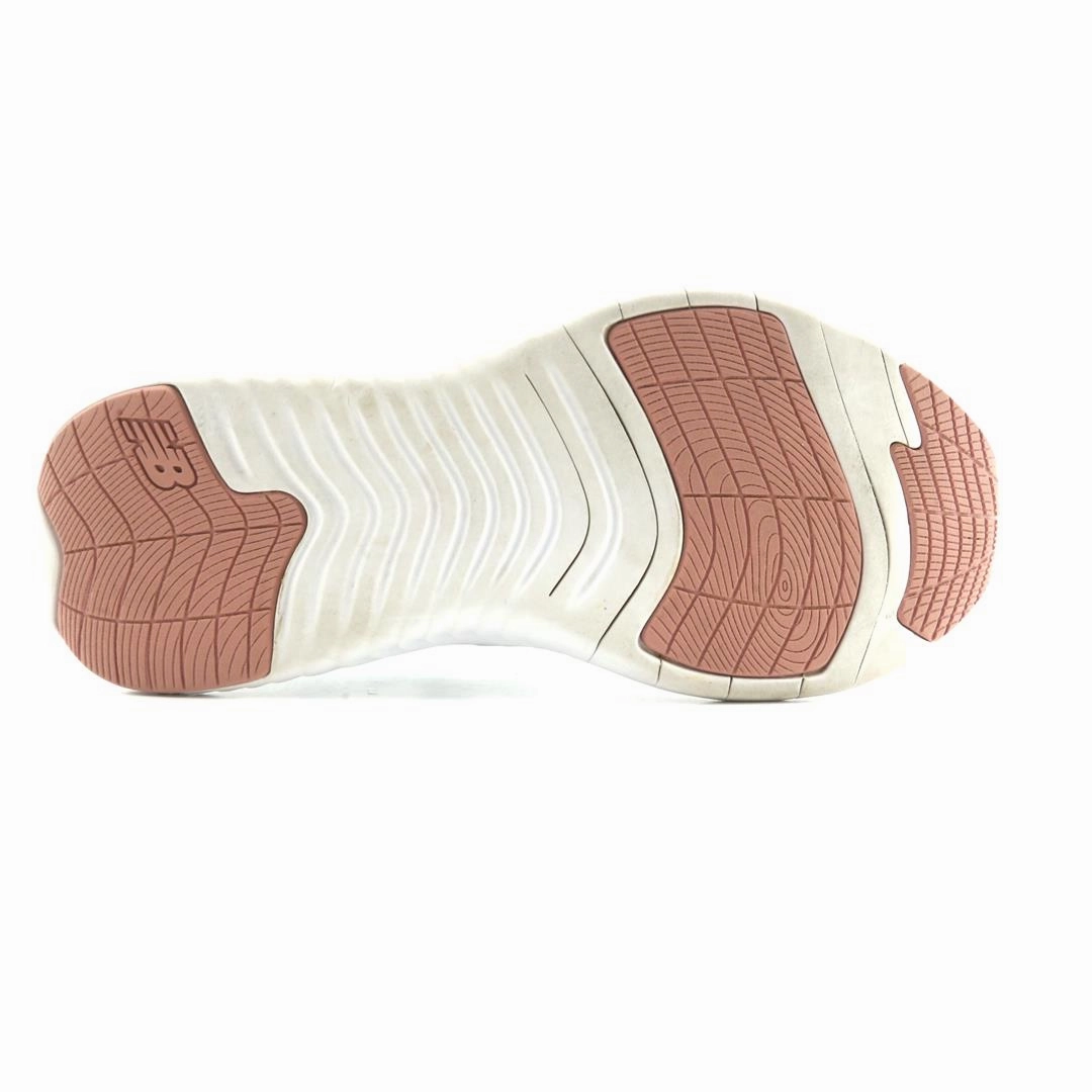 NEW BALANCE DYNASOFT BEAYA V2 New Balance casual shoe looks