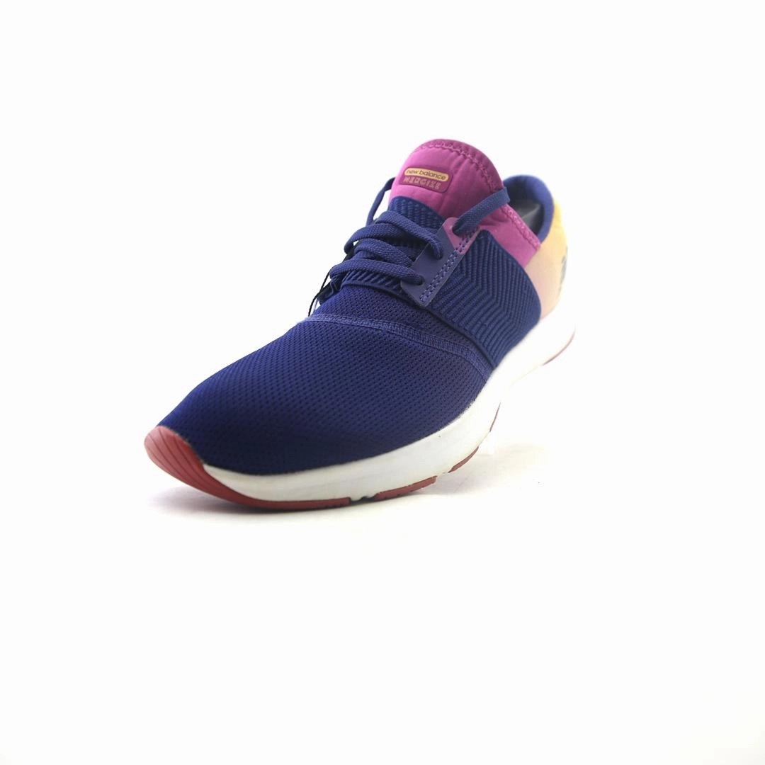 NEW BALANCE DYNASOFT NERGIZE V3 retro New Balance shoe shots