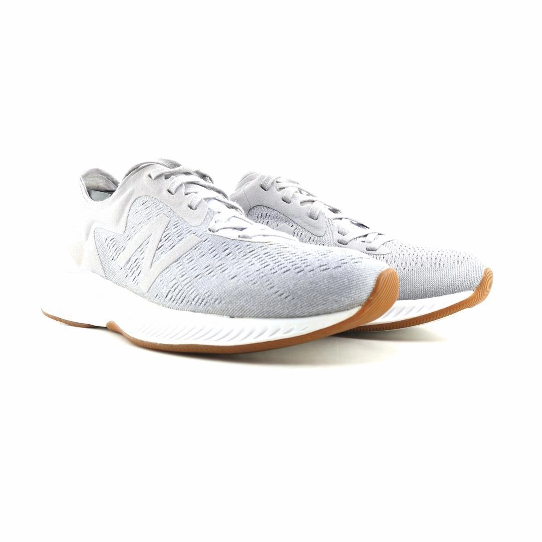 NEW BALANCE  DYNASOFT PESU V1 New Balance casual shoe looks