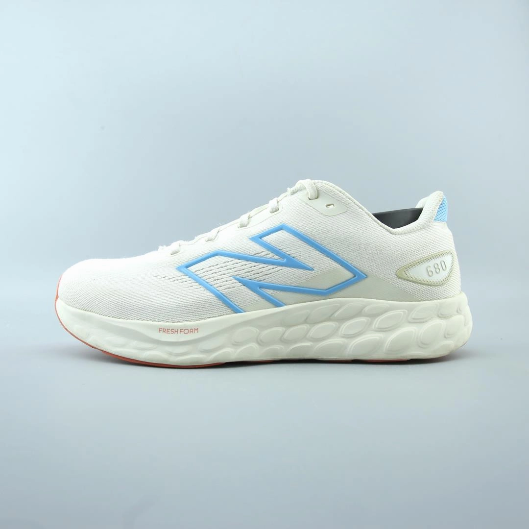 NEW BALANCE FRESH FOAM 680V8 New Balance supportive sneaker models