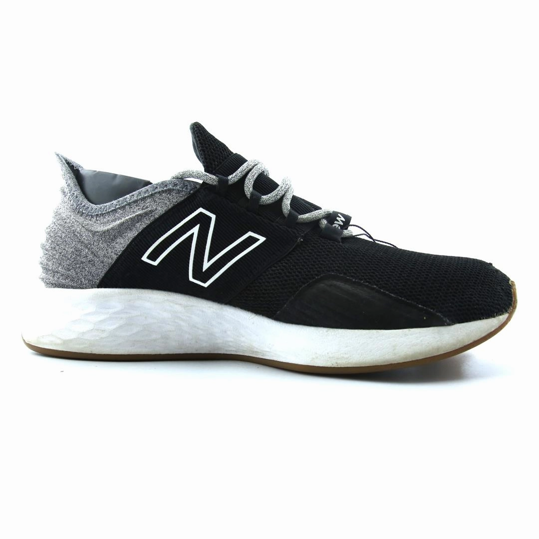 NEW BALANCE FRESH FOAM ROAV New Balance casual shoe looks