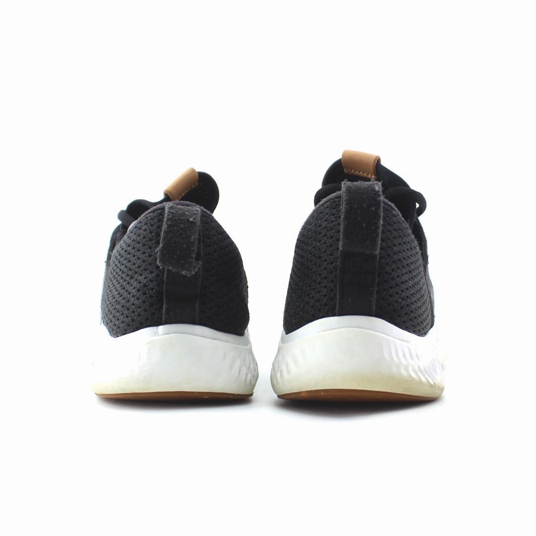 NEW BALANCE FRESH FOAM SPORT V1 retro New Balance shoe shots
